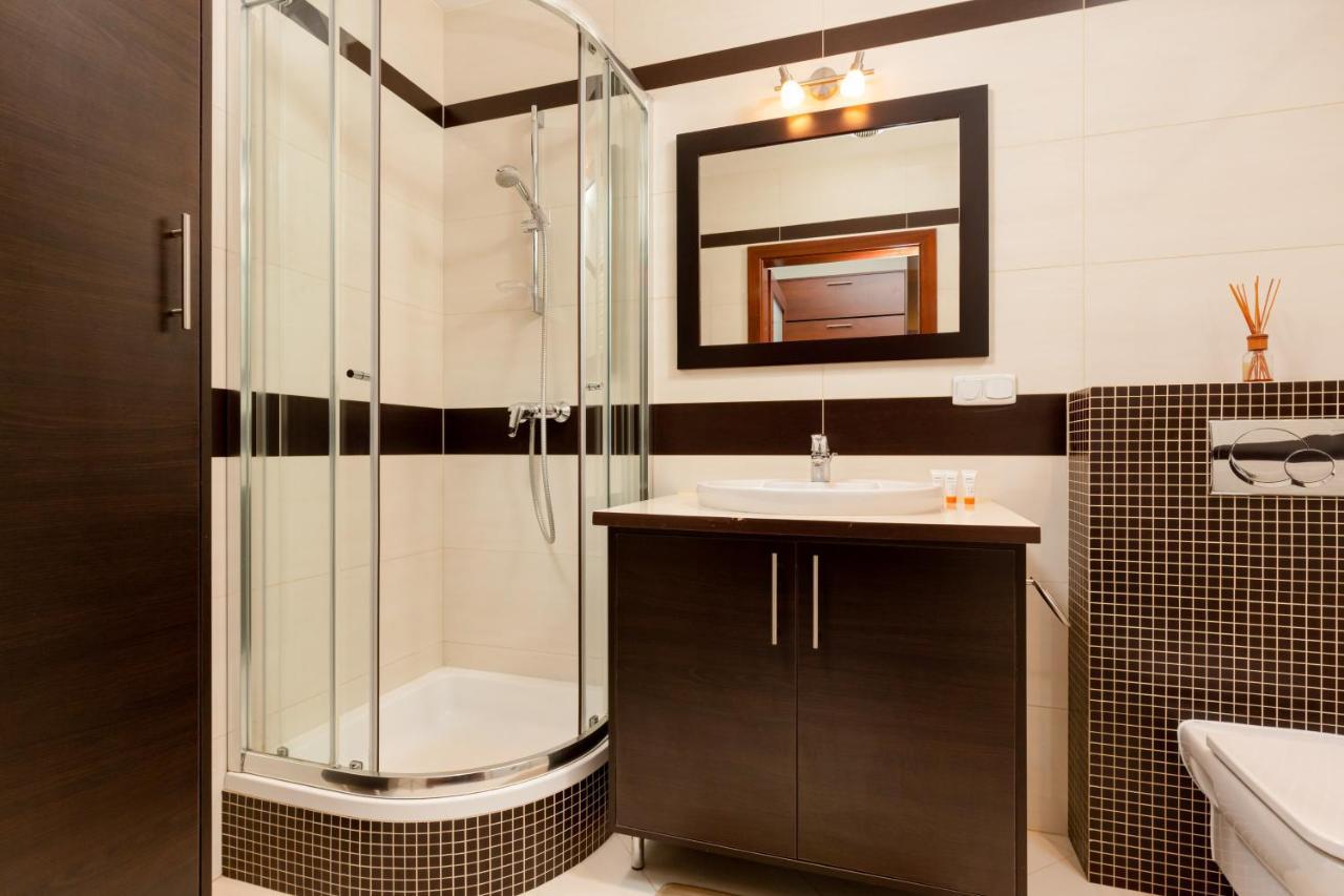 Apartments Chelmonskiego Warsaw Ursus By Noclegi Renters Bagian luar foto